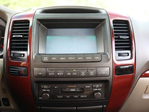 Used 2009 Lexus GX 470 AWD/4WD image 34