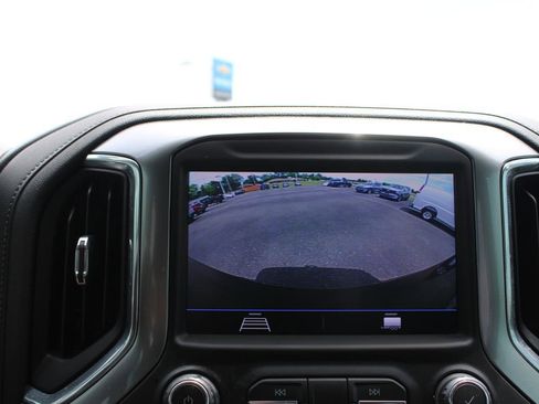 Used 2021 Chevrolet Silverado 1500 LT Trail Boss AWD/4WD image 47