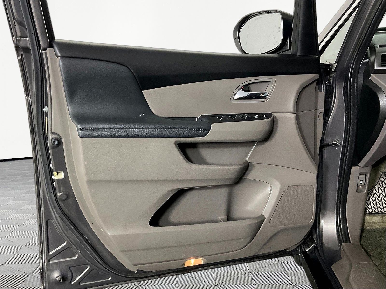 Used 2014 Honda Odyssey EX-L image 20