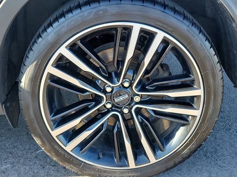 Used 2018 Lincoln MKC Reserve w/ Lincoln MKC Climate Package AWD/4WD image 12