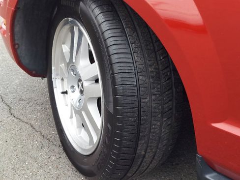 Used 2008 Ford Mustang Premium image 15