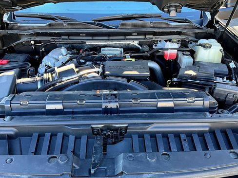 Used 2022 Chevrolet Silverado 3500 LTZ w/ LTZ Plus Package image 22