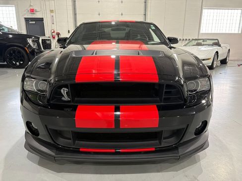 Used 2013 Ford Mustang Shelby GT500 RWD image 2