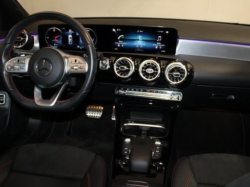 Used 2021 Mercedes-Benz A 220 4MATIC image 13