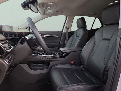 Used 2024 Buick Envision Preferred image 14