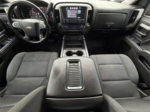Used 2018 Chevrolet Silverado 1500 LT w/ Texas Edition image 11
