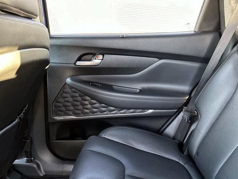 Used 2020 Hyundai Santa Fe Limited image 17