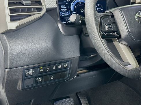 Used 2024 Toyota Tundra Limited w/ Power Package AWD/4WD image 10