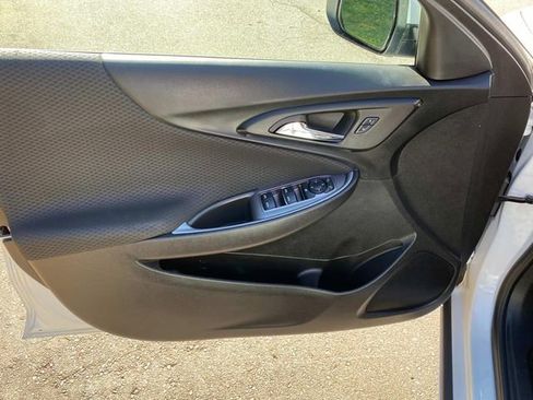 Used 2023 Chevrolet Malibu LS w/ Driver Confidence Package FWD image 12