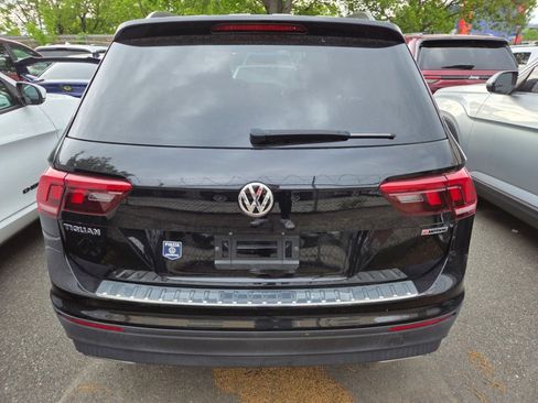 Used 2019 Volkswagen Tiguan S w/ Driver Assistance Package AWD/4WD image 8