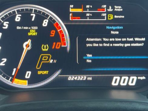 Used 2018 Lamborghini Huracan Performante image 24