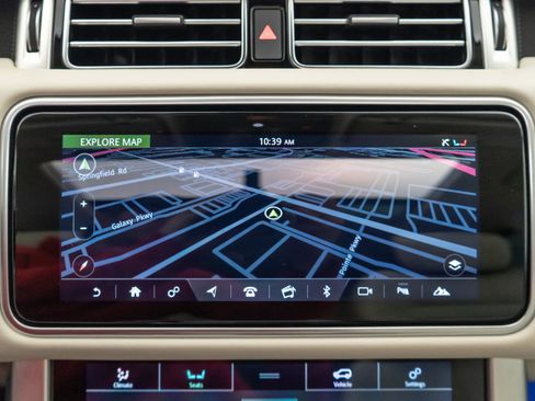 Used 2022 Land Rover Range Rover Westminster Edition image 17