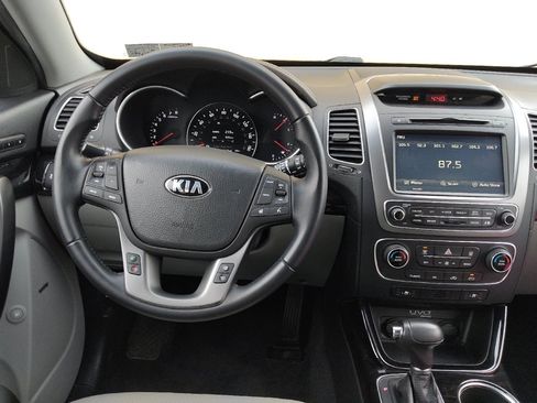 Used 2014 Kia Sorento SX AWD/4WD image 22
