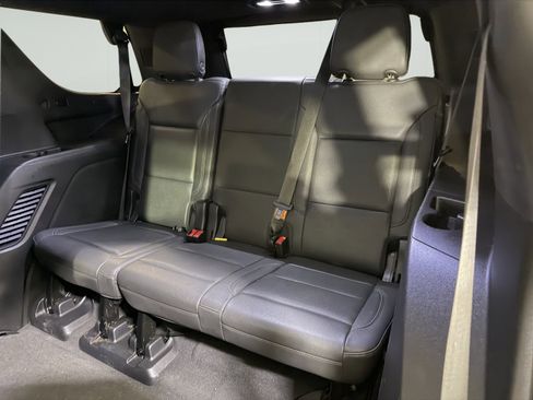 Used 2022 Chevrolet Tahoe Z71 AWD/4WD image 10