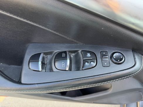 Used 2022 Nissan Maxima SL FWD image 12