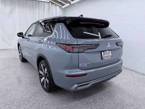 Used 2025 Mitsubishi Outlander SEL AWD/4WD image 4