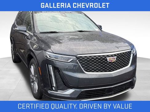 Used 2022 Cadillac XT6 Premium Luxury w/ Platinum Package AWD/4WD image 2