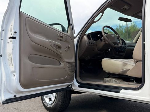 Used 2003 Toyota Tundra 2WD Regular Cab image 86