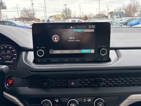 Used 2023 Honda Accord LX image 19