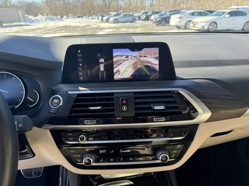 Used 2021 BMW X3 xDrive30i w/ Premium Package Essential image 21