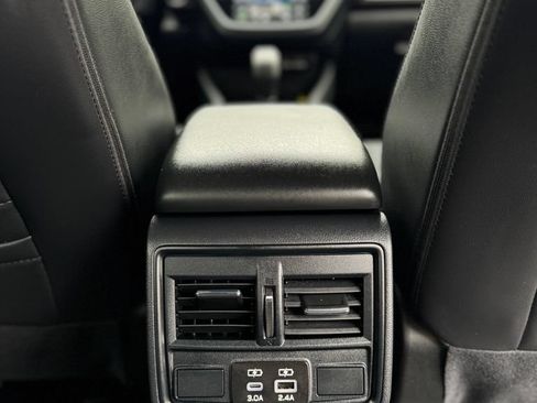 Certified 2025 Subaru Forester Premium AWD/4WD image 28