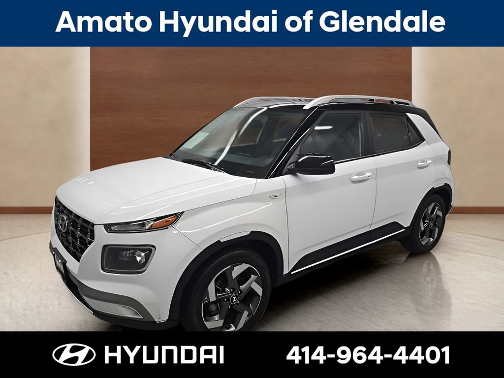 Used 2022 Hyundai Venue Limited FWD image 2