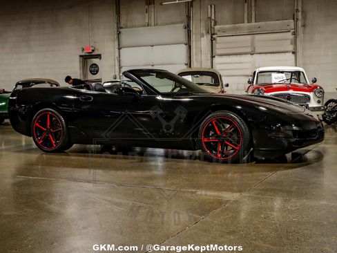 Used 2002 Chevrolet Corvette Convertible w/ Preferred Equipment Group2 image 37