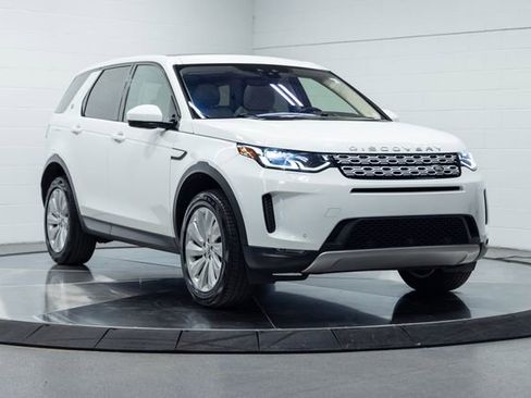 Used 2020 Land Rover Discovery Sport SE image 4
