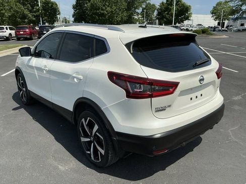Used 2020 Nissan Rogue Sport SL w/ Premium Package FWD image 8