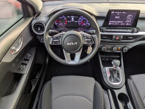Used 2023 Kia Forte LXS image 15