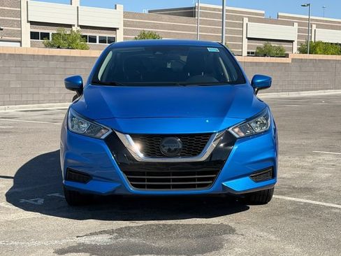 Certified 2021 Nissan Versa SV FWD image 10
