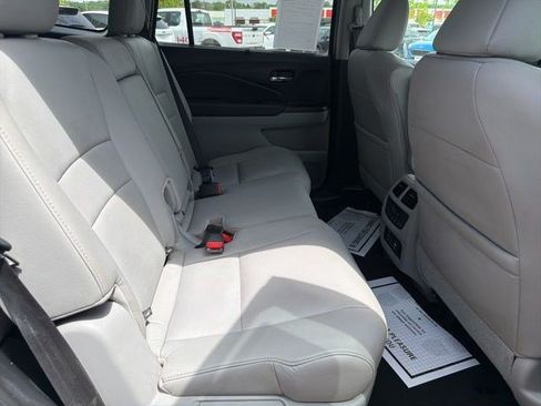 Used 2017 Honda Pilot EX-L image 19