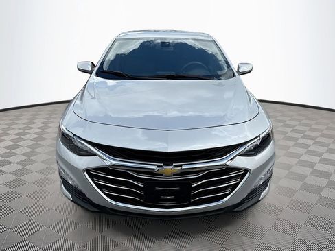 Used 2022 Chevrolet Malibu LT image 2