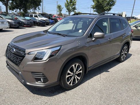 Certified 2023 Subaru Forester Limited w/ Popular Package #3 AWD/4WD image 3