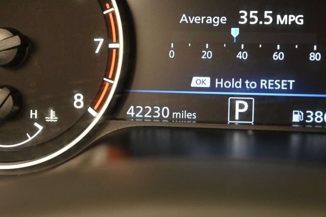 Used 2025 Nissan Altima 2.5 SV FWD image 13