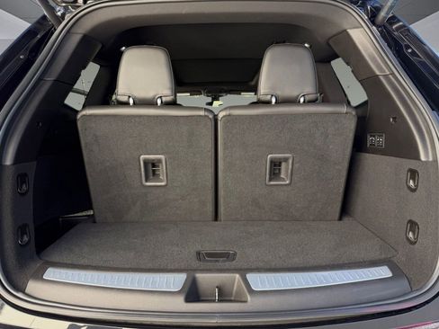 Certified 2023 Cadillac XT6 Premium Luxury image 22