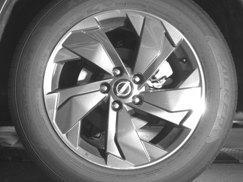 Used 2025 Nissan Rogue SV FWD image 14