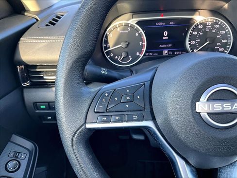 Used 2024 Nissan Sentra SV image 22