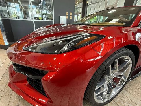 Used 2025 Chevrolet Corvette Z06 RWD image 7