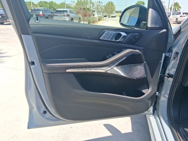 New 2027 BMW X7 xDrive40i w/ Executive Package AWD/4WD image 13