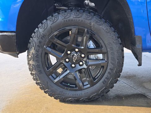 New 2026 Chevrolet Silverado 1500 LT Trail Boss w/ LPO, Dark Essentials Package image 9