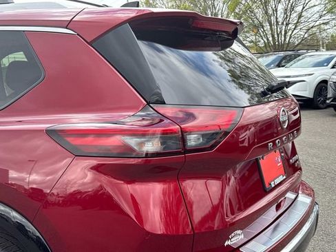 New 2026 Nissan Rogue Platinum image 12