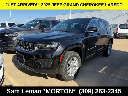 New 2025 Jeep Grand Cherokee Laredo w/ Luxury Tech Group I image 2