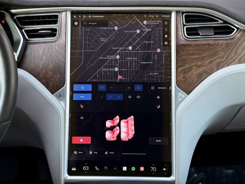 Used 2016 Tesla Model S 70D AWD/4WD image 17