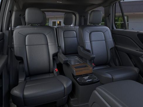 New 2026 Lincoln Aviator Reserve image 11