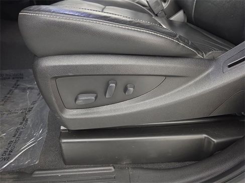 Used 2019 GMC Sierra 3500 SLT image 19