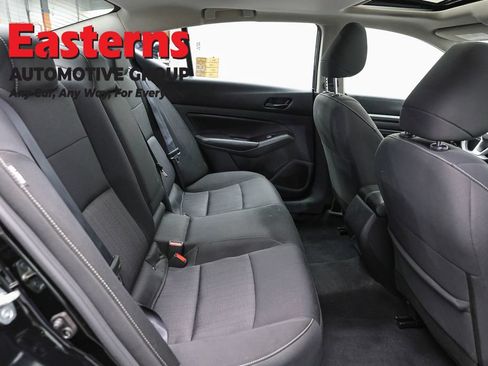 Used 2023 Nissan Altima 2.5 SV w/ SV Premium Package AWD/4WD image 23
