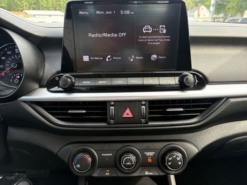 Used 2023 Kia Forte LXS FWD image 22