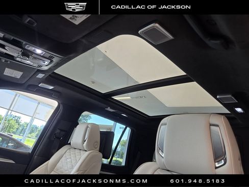 New 2026 Cadillac Escalade Platinum Sport AWD/4WD image 8