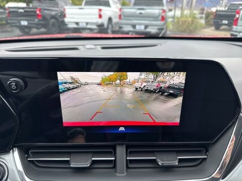 Used 2026 Chevrolet Trax LT w/ Driver Confidence Package image 23